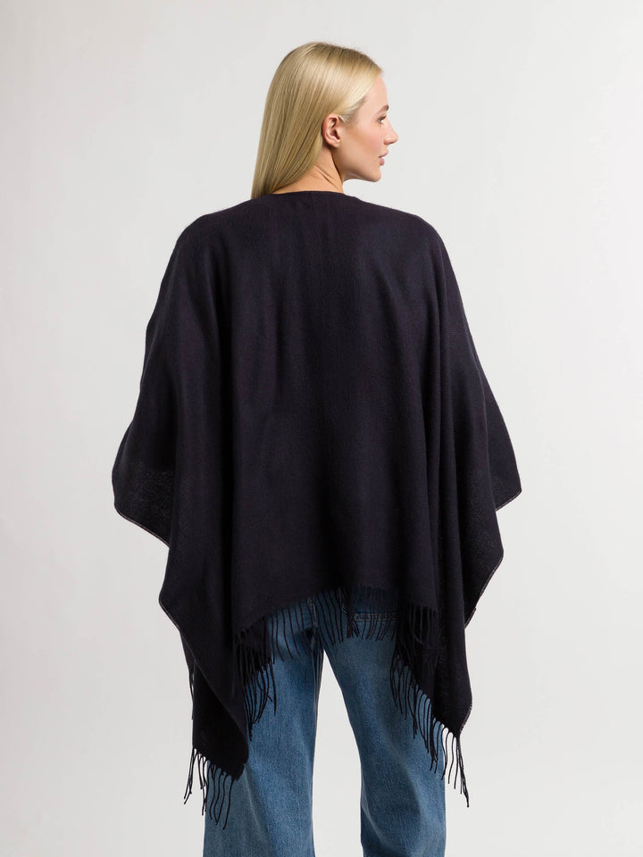 Einfarbiger Poncho aus reinem Polyacryl