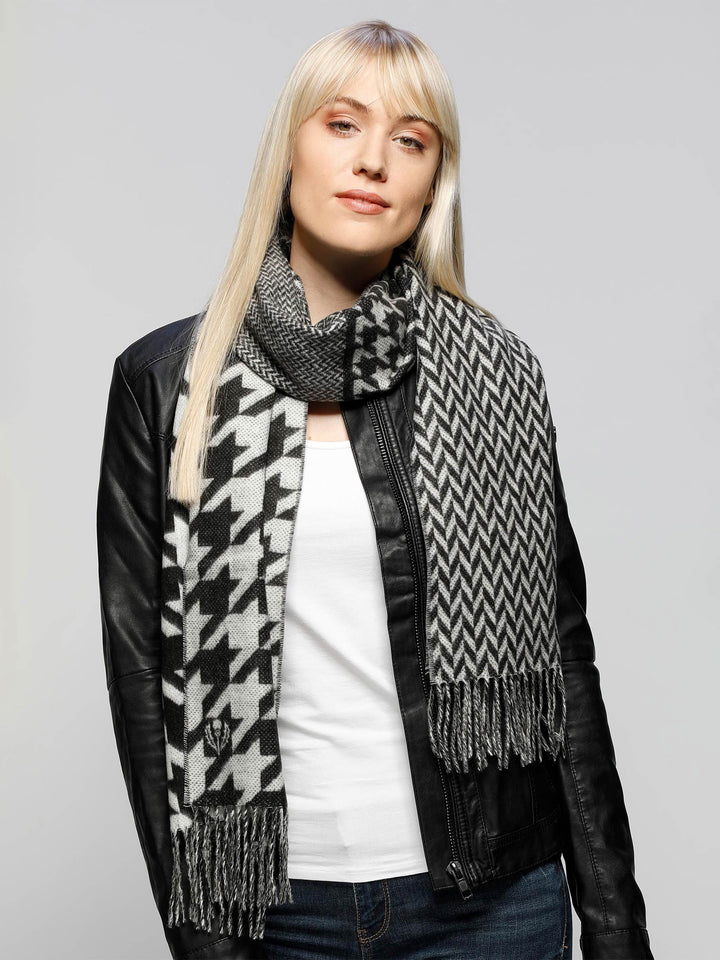 Cashmink-Schal mit Hahnentritt-Mix