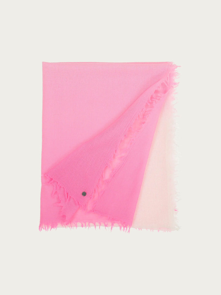 Wollschal im Ombré-Design