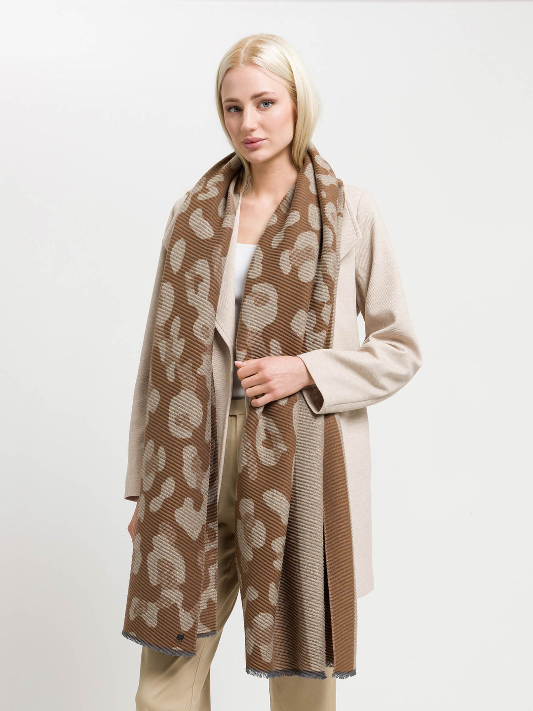 Plissee-Schal mit Animal-Design