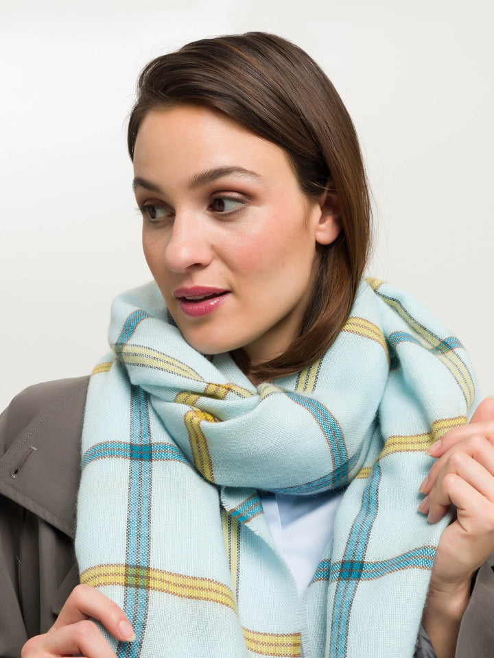 Sustainability Edition - Karierter Wollschal