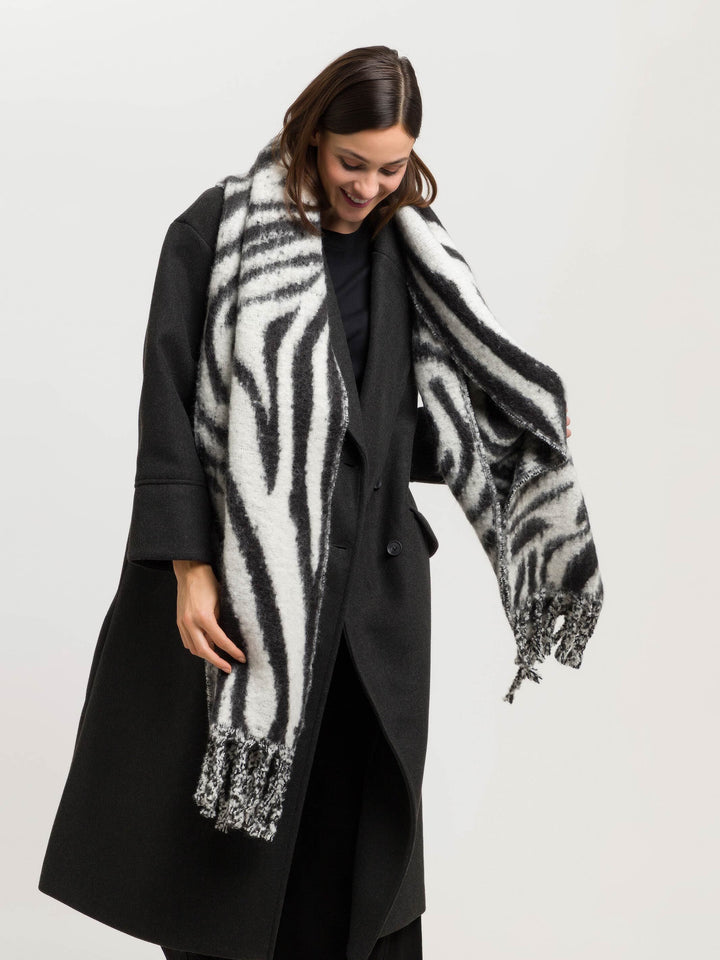Flauschiger XL-Schal mit Zebra-Design in Wollmischung