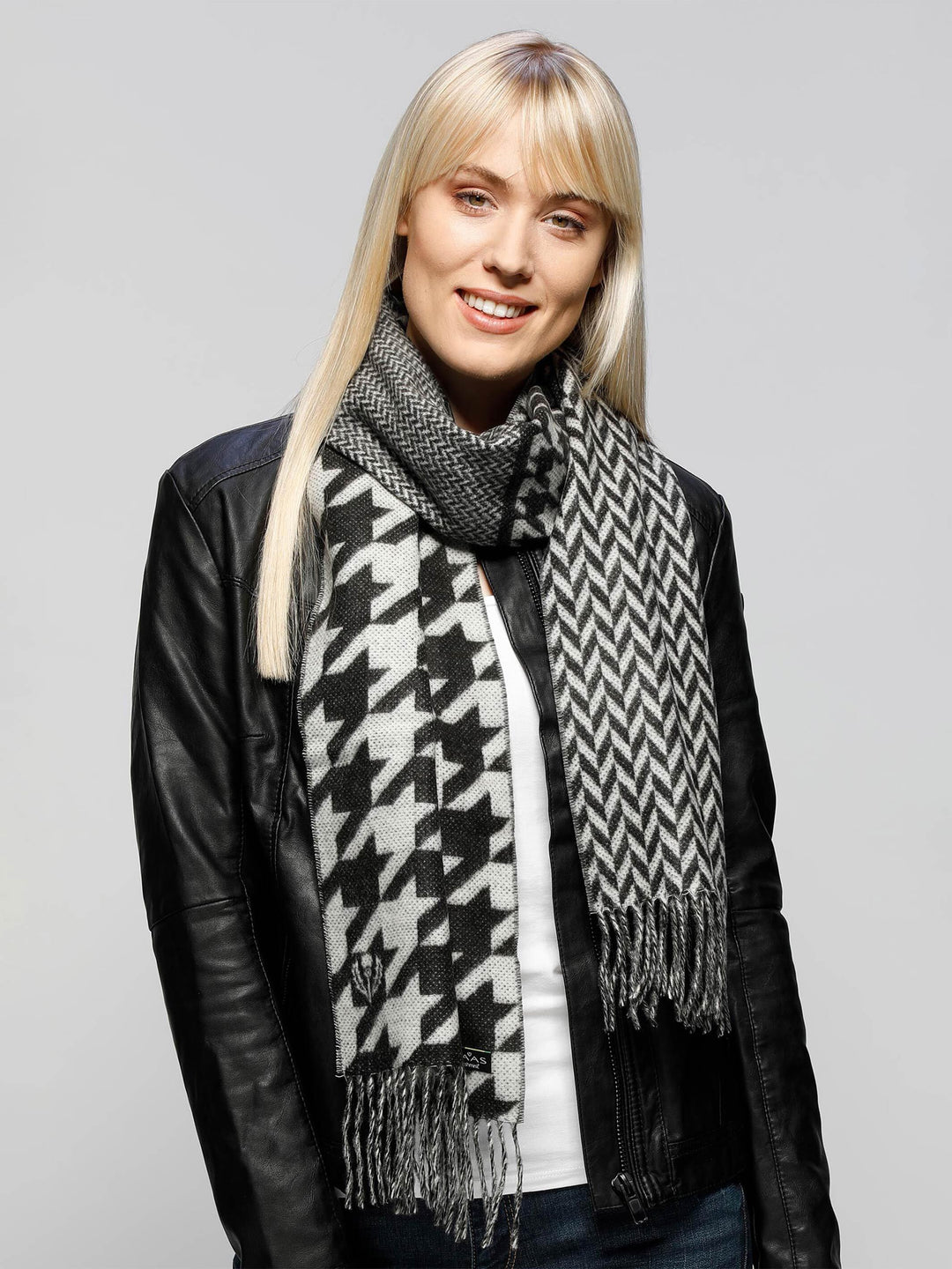 Cashmink-Schal mit Hahnentritt-Mix