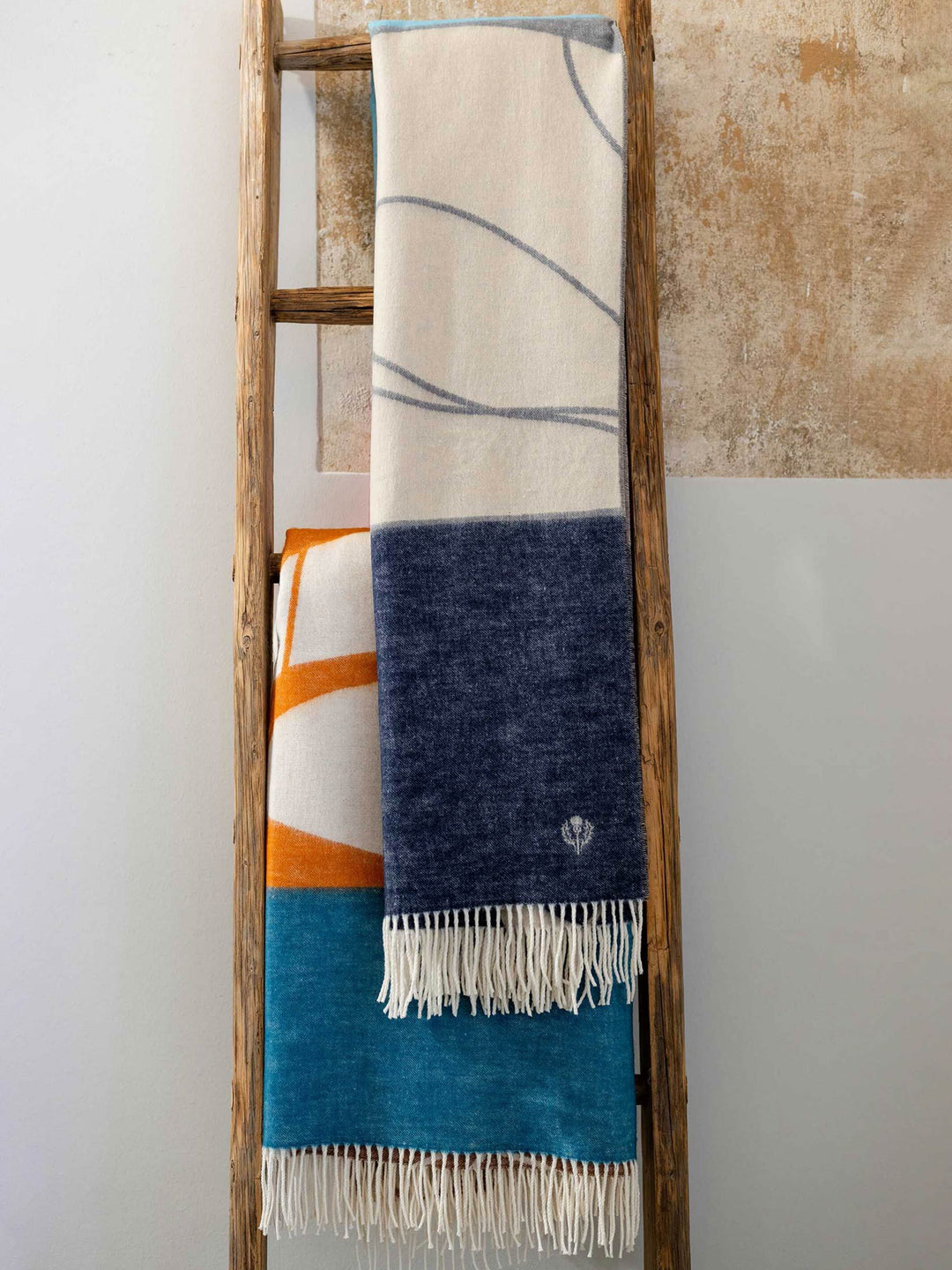 Cashmink-Decke mit Kieselstein-Design - Made in Germany