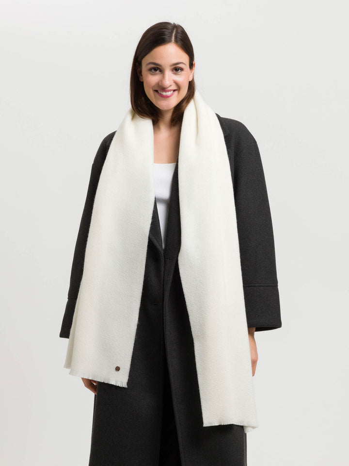 Einfarbiger Schal aus reinem Kaschmir