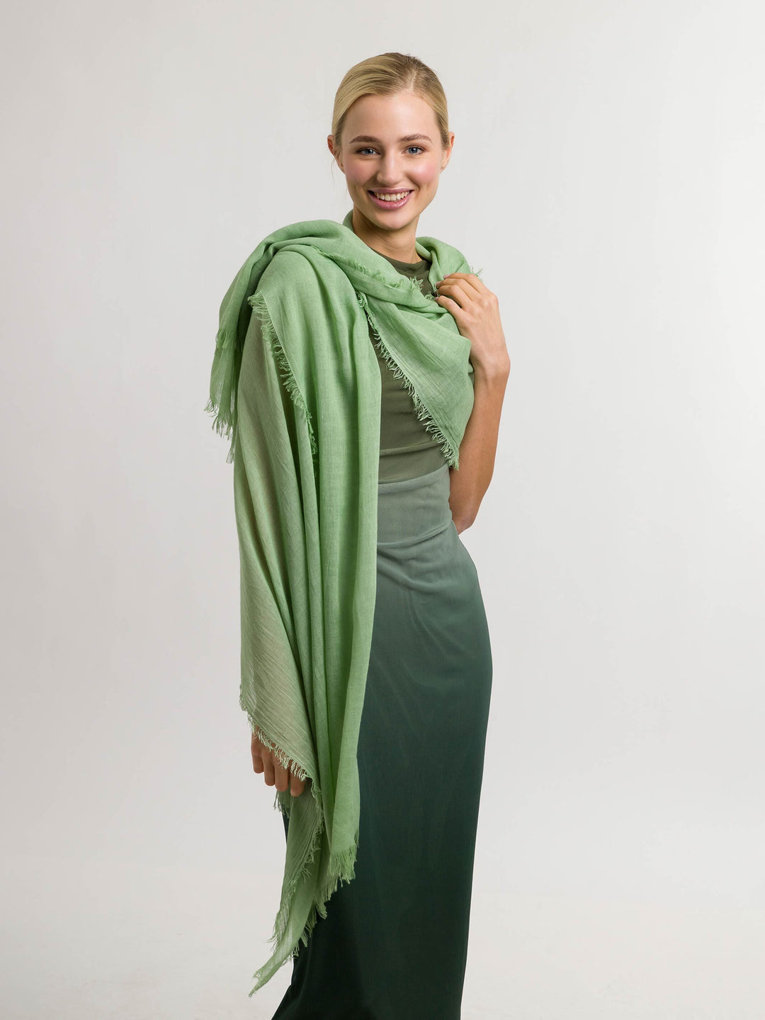 Einfarbige Stola in Viskosemischung