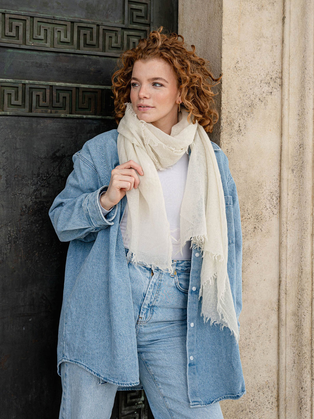 Einfarbige Wollstola mit Fransen