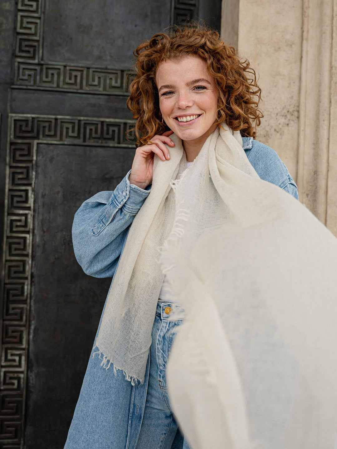 Einfarbige Wollstola mit Fransen