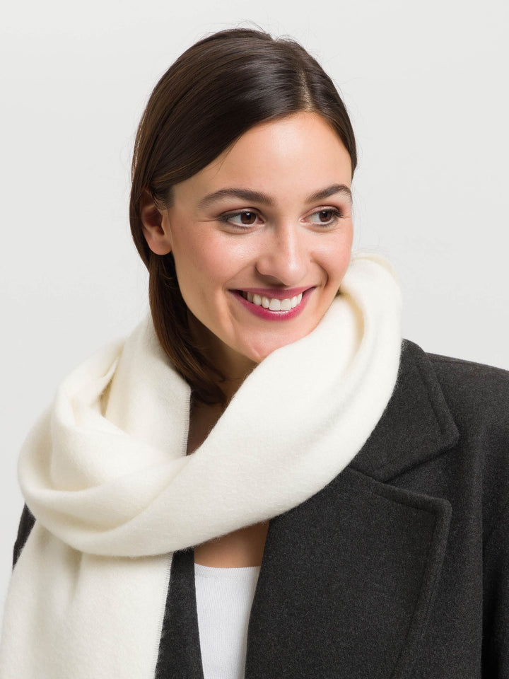 Einfarbiger Schal aus reinem Kaschmir