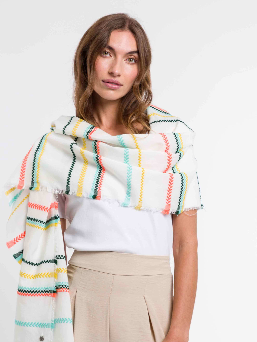 Gestreifter Schal in Baumwollmischung