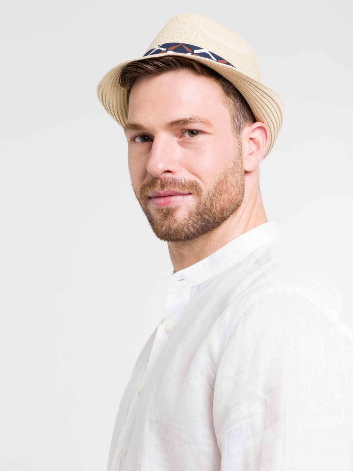 bugatti Trilby mit sommerlichem Blüten-Print am Hutband