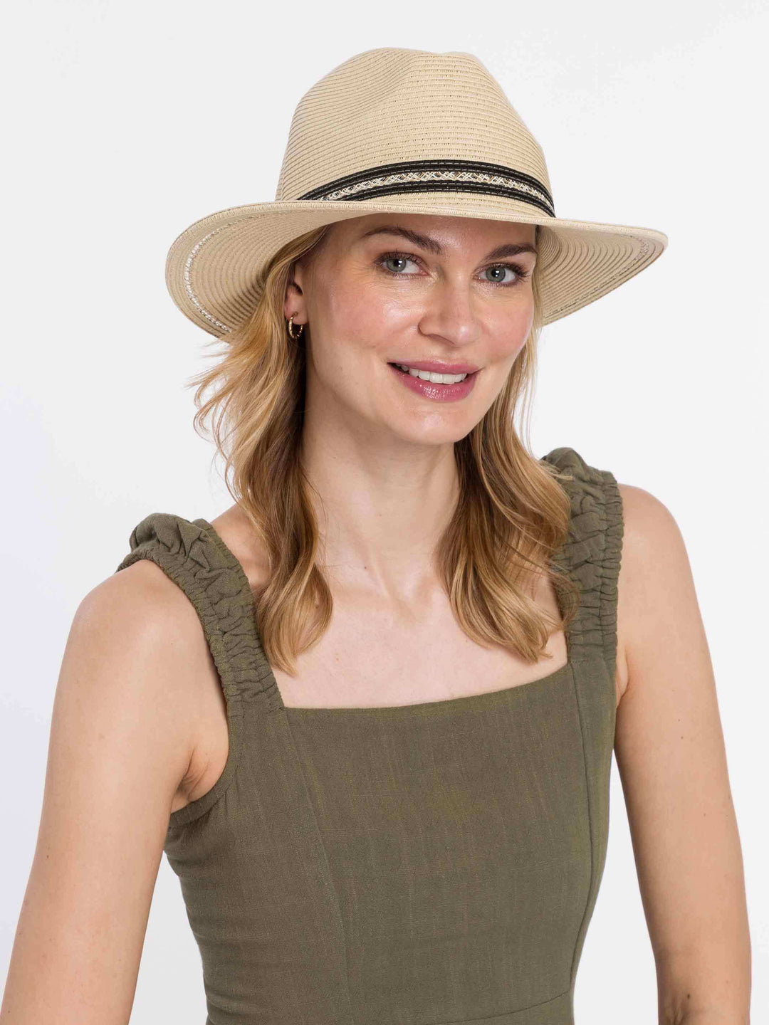 Sportlicher Loevenich Fedora aus Papier