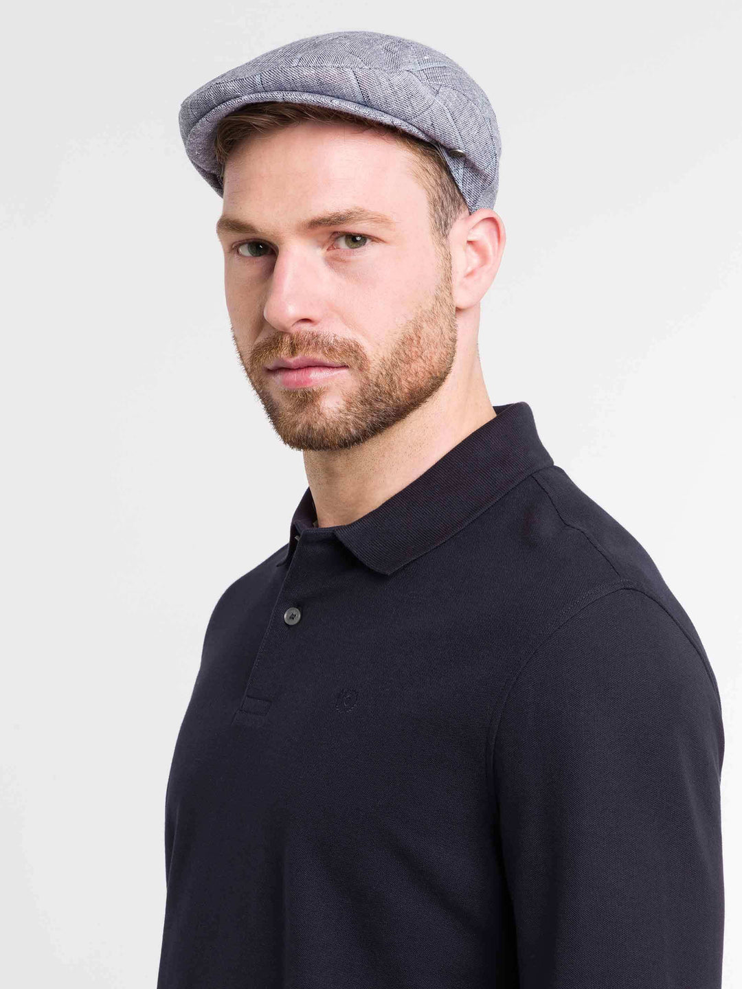 Karierte bugatti Schirmmütze in Leinenmischung