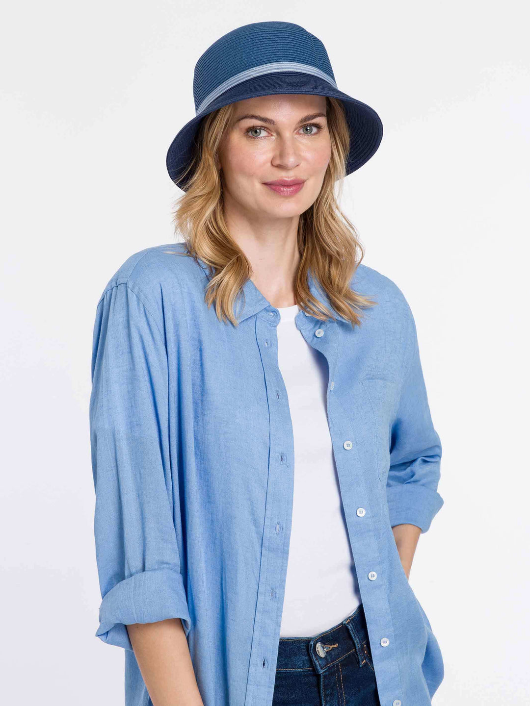 Zweifarbiger Loevenich Fischerhut aus Papier