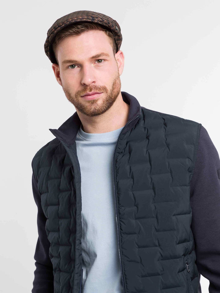 bugatti Schirmmütze mit klassichem Karomuster