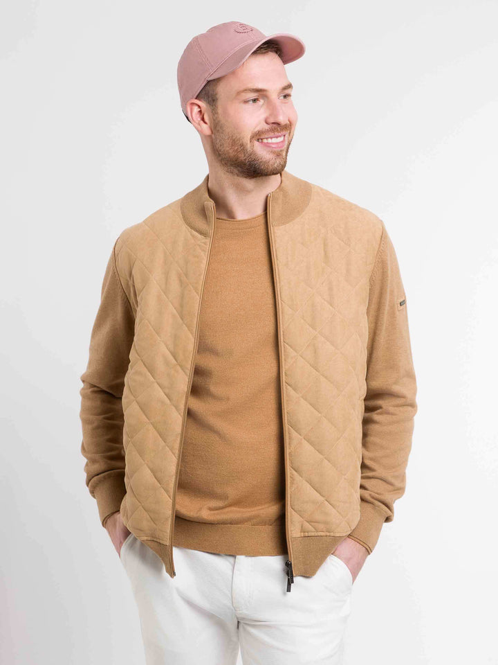 bugatti Baseballkappe mit aufgesticktem bugatti-Logo