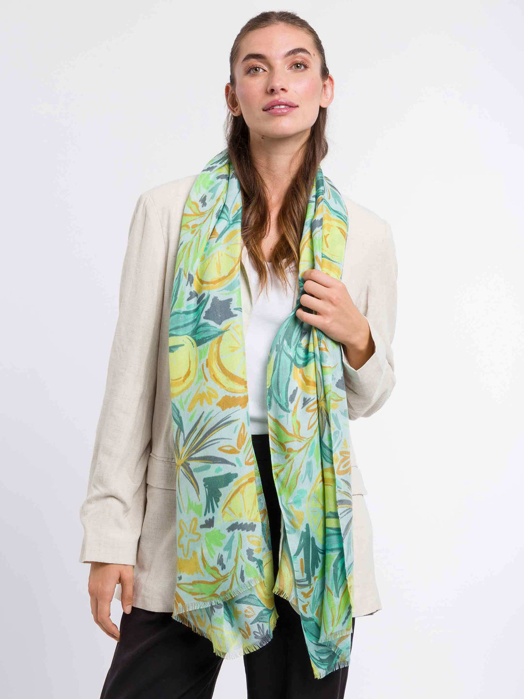 Sustainability Collection - Schal mit tropischem Pflanzen-Design aus Viskose