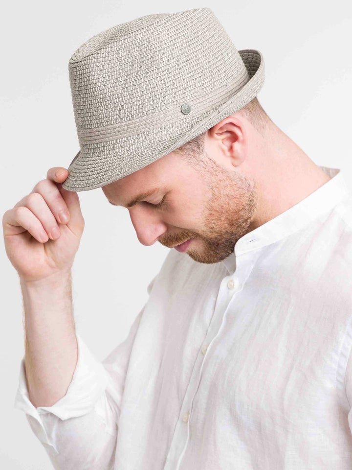 Faltbarer bugatti Trilby für den Sommer