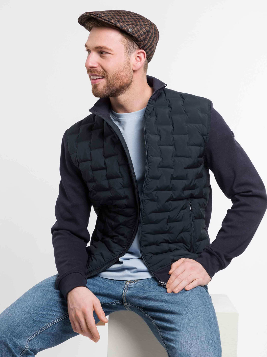 bugatti Schirmmütze mit klassichem Karomuster