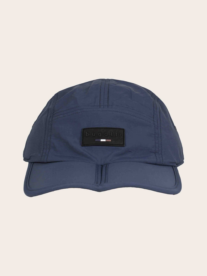 Sportliche Baseballkappe mit bugatti-Patch