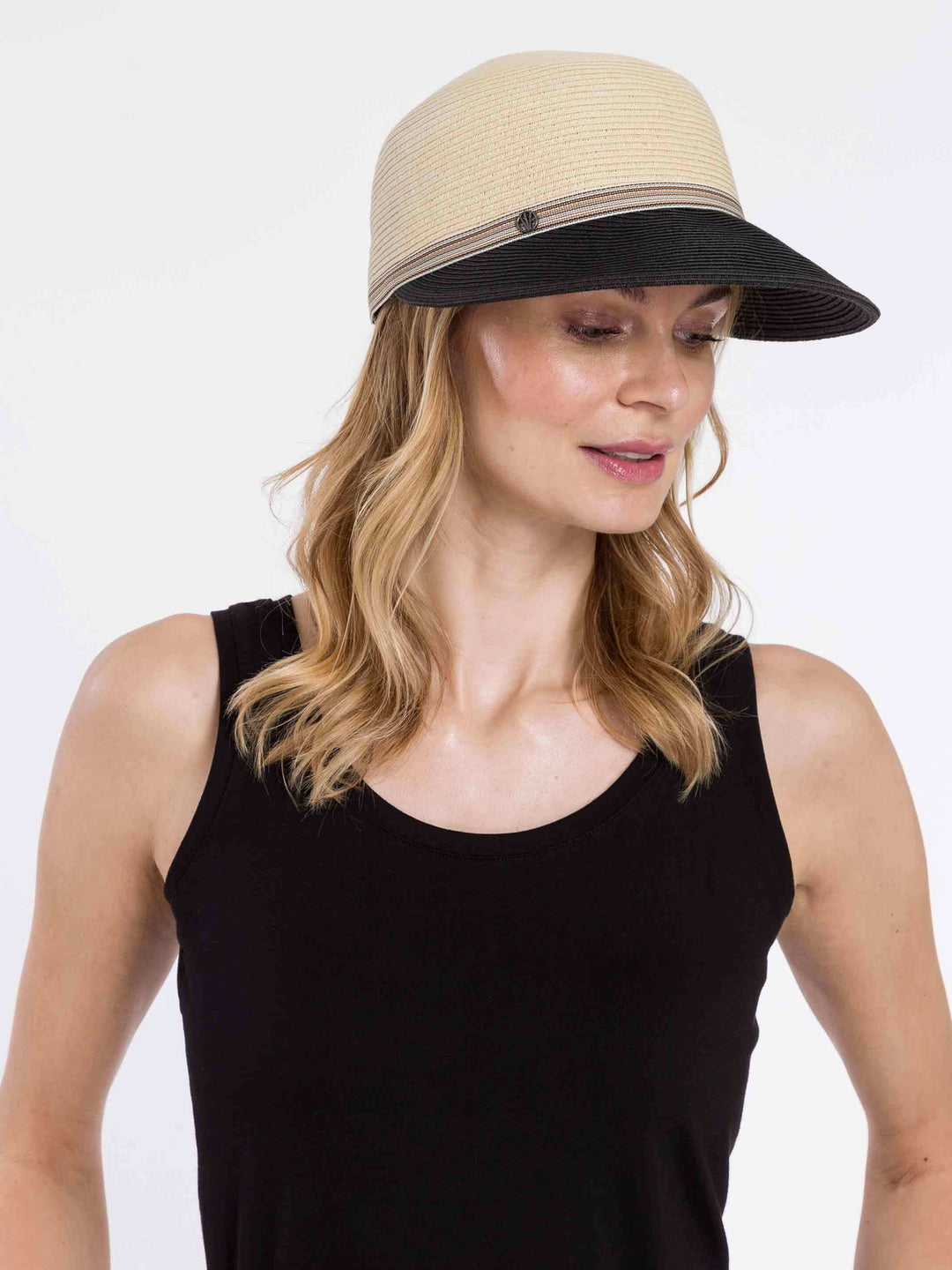 Loevenich Kappe mit weitem, andersfarbigem Visier