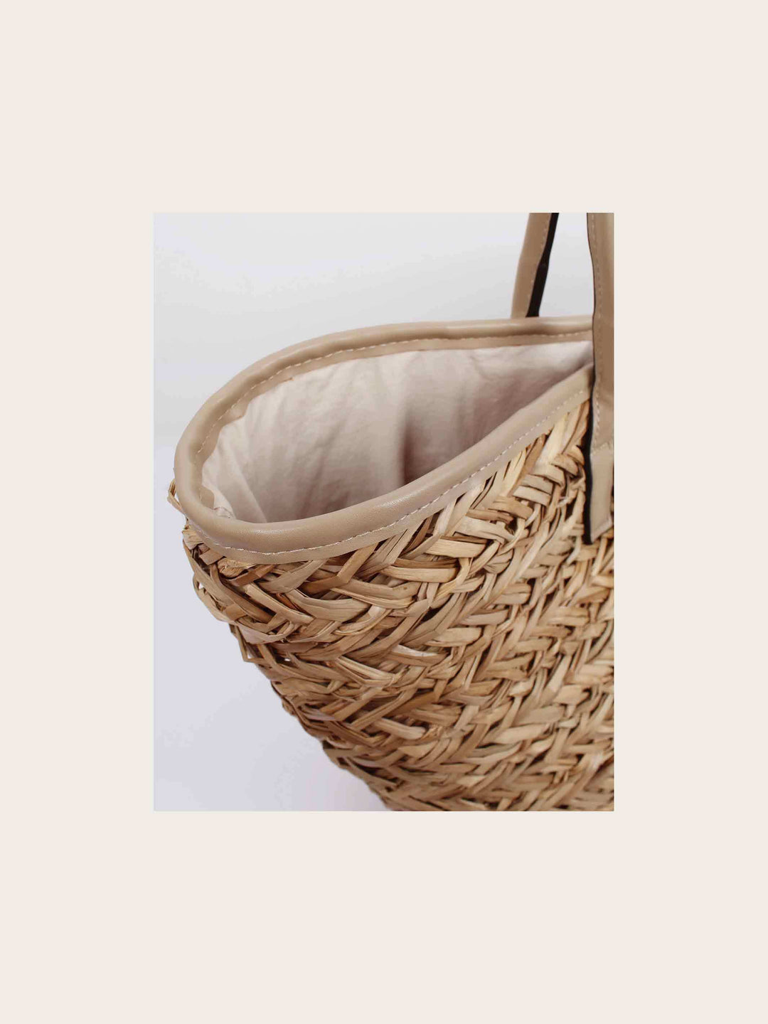 Stylische Loevenich Tasche aus Seegras mit Magnet-Verschluss