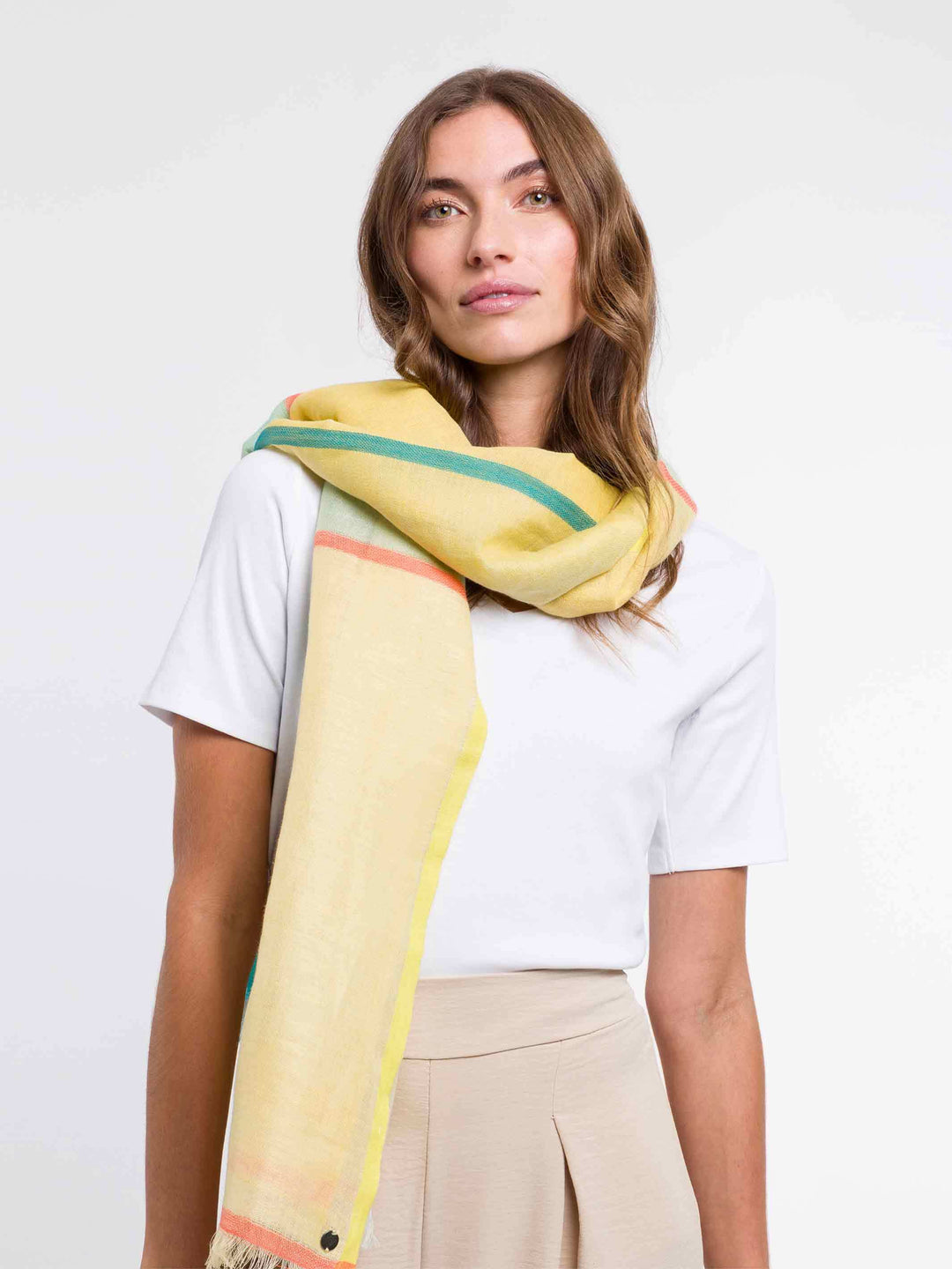 Schal mit Colour Blocking in Leinenmischung