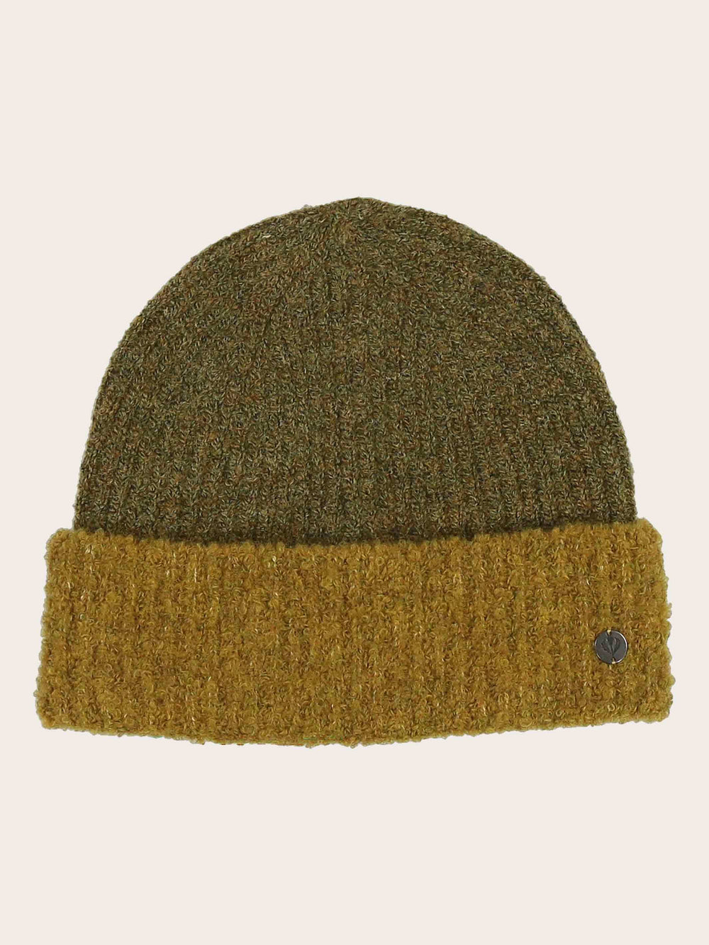 Kuschelige Strickmütze mit farblich abgesetzter Krempe