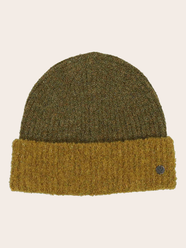 Sustainability Edition - Kuschelige Strickmütze mit farblich abgesetzter Krempe