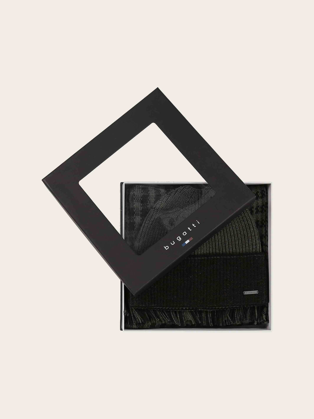 bugatti Geschenkset Beanie und Raschelschal mit klassichem Karo aus Polyacryl