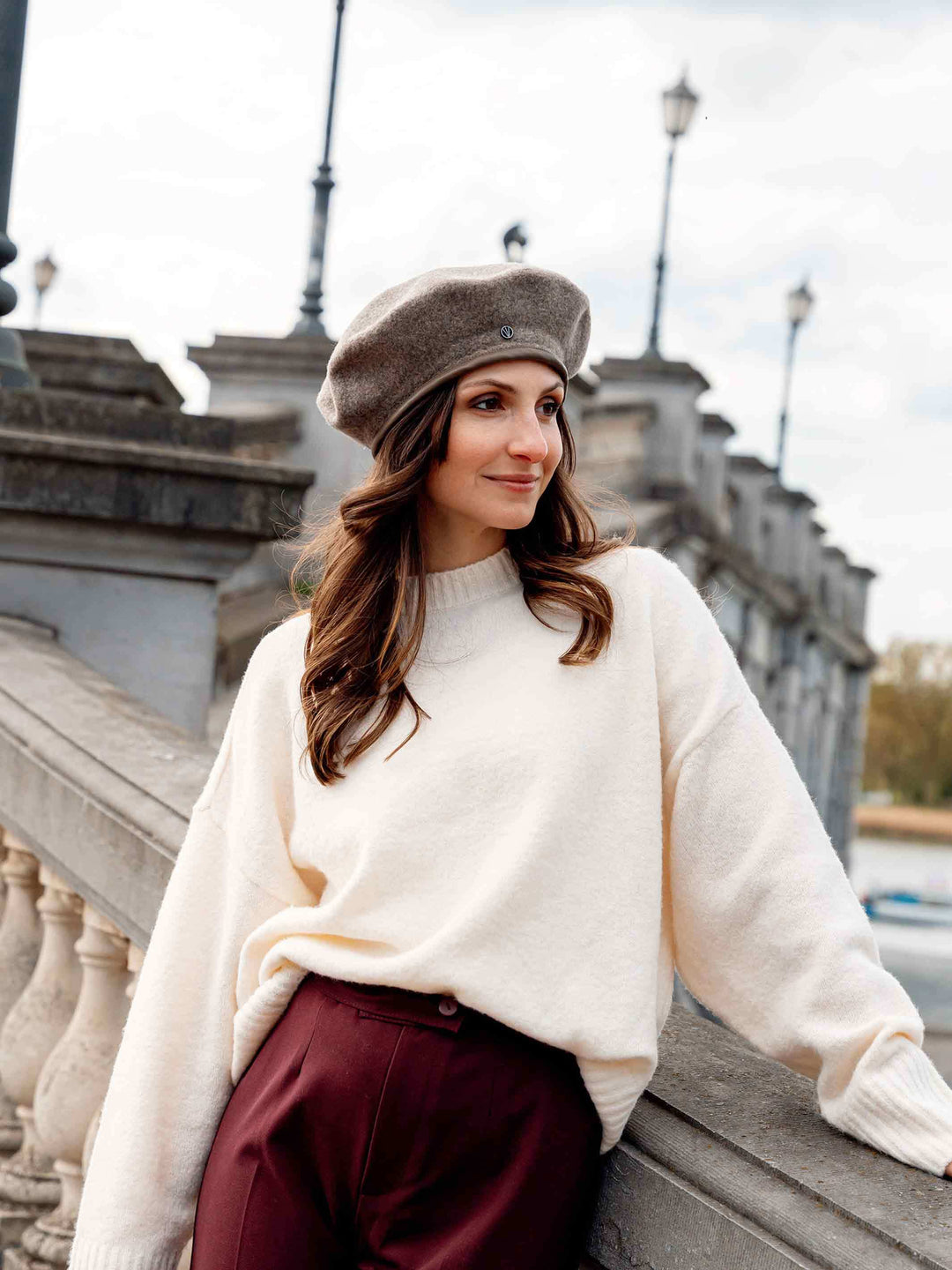 Loevenich Baskenmütze aus reiner Wolle mit Kunstlederband