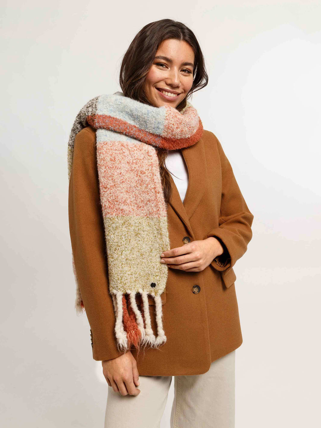 Sustainability Edition - Karierter Schal mit XL-Fransen