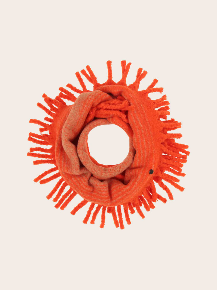 Loop mit Ombré-Design und XL-Fransen