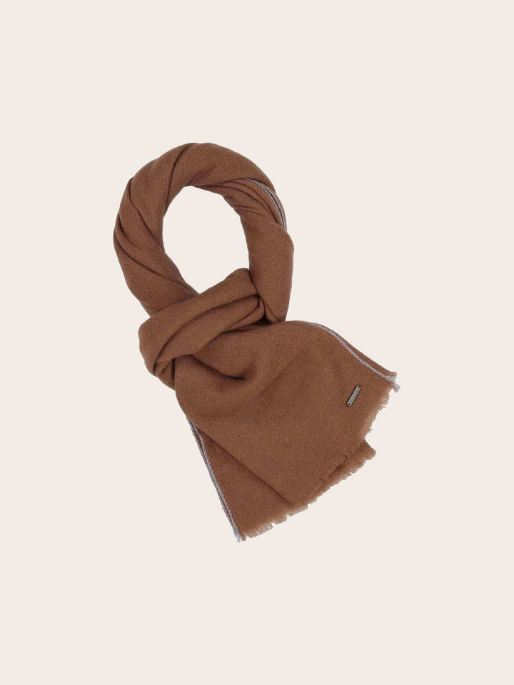 Hochwertiger einfarbiger bugatti Schal mit farbiger Applikation