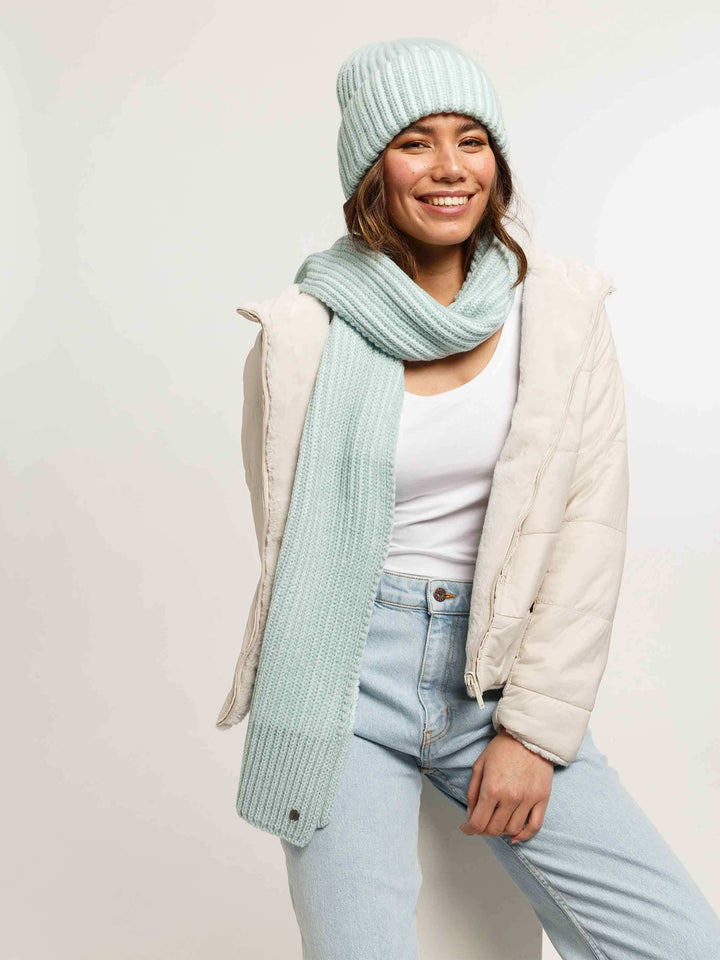 Gerippte Strickmütze mit Two-Tone-Effekt in Wollmischung