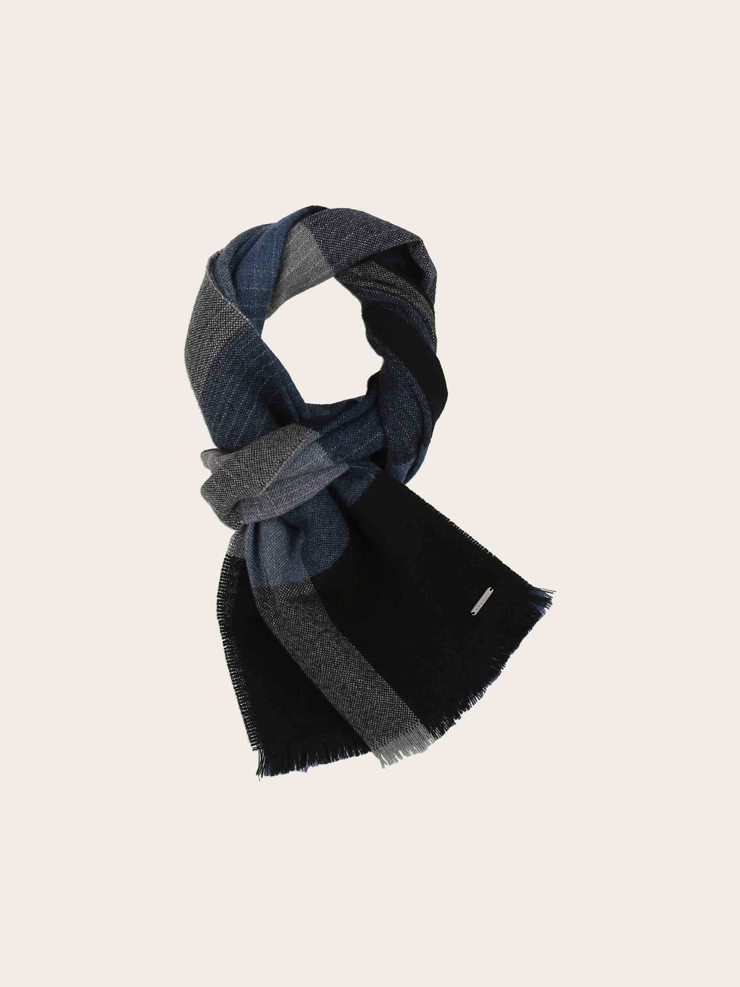 Ton-in-Ton bugatti Schal mit Karomuster