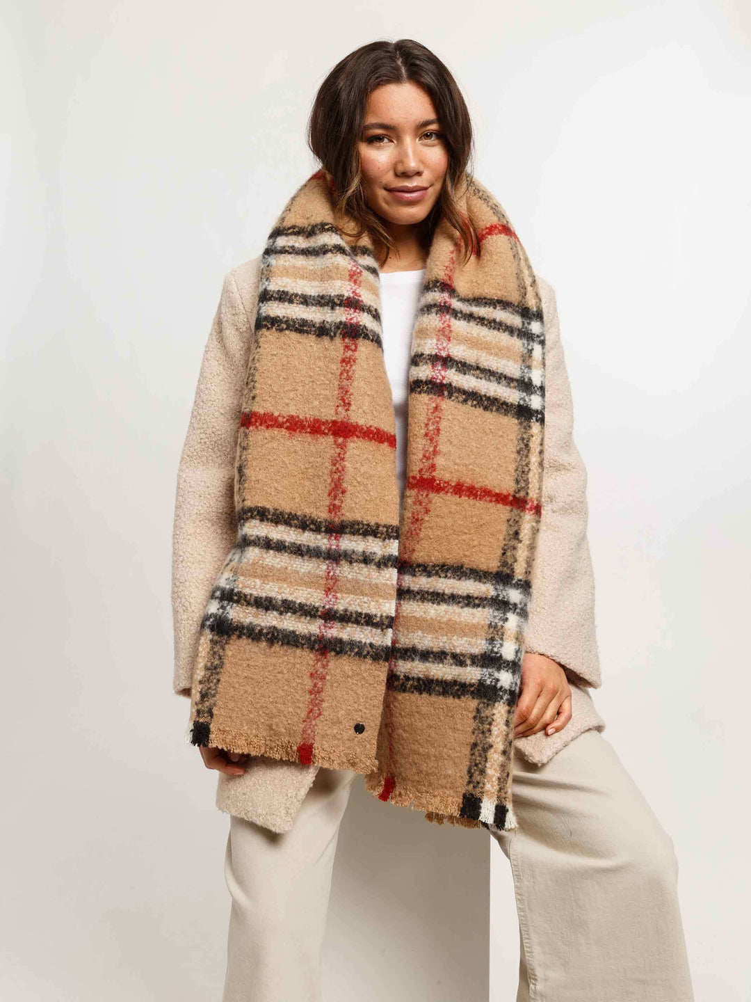 Kuscheliger Schal mit FRAAS Plaid Karo