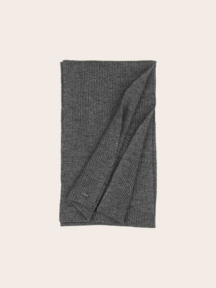 Einfarbiger bugatti Strickschal