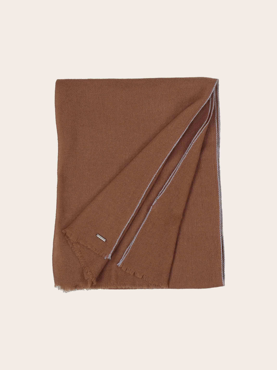 Hochwertiger einfarbiger bugatti Schal mit farbiger Applikation