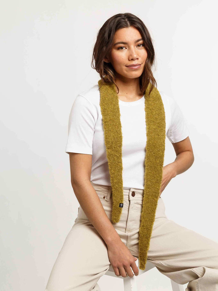Kuscheliger Skinny Strickschal