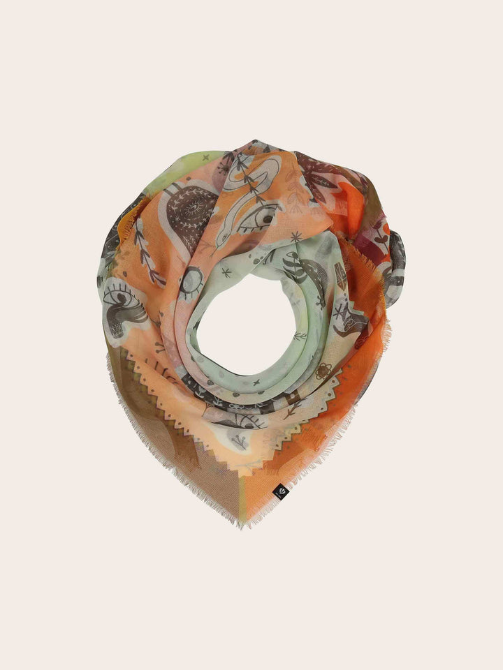 Tuch mit mystischen Motiven