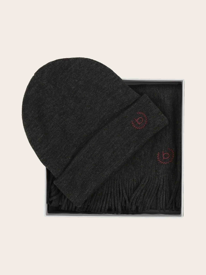 bugatti Geschenkset Beanie und Raschelschal aus Polyacryl