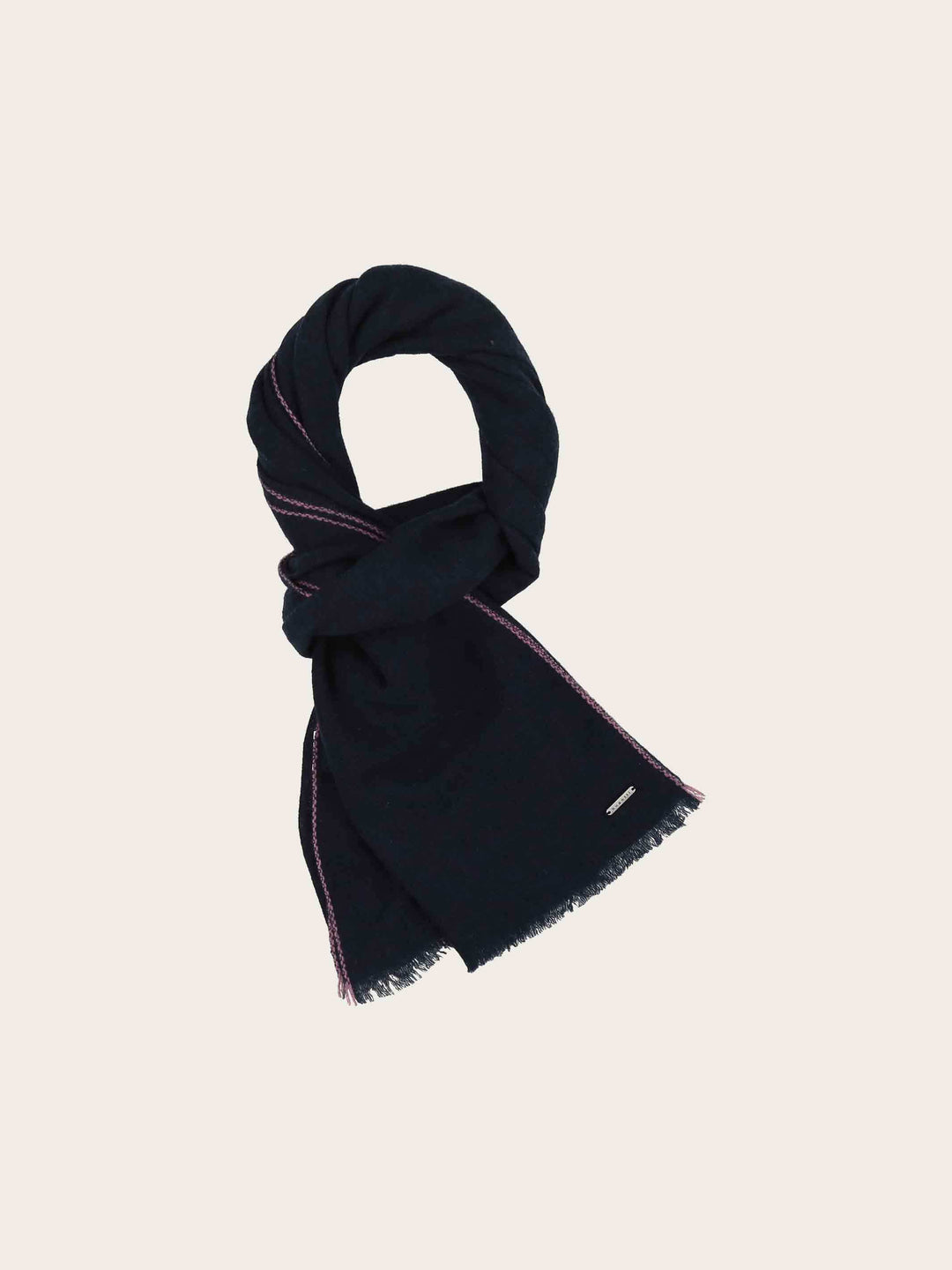 Hochwertiger einfarbiger bugatti Schal mit farbiger Applikation