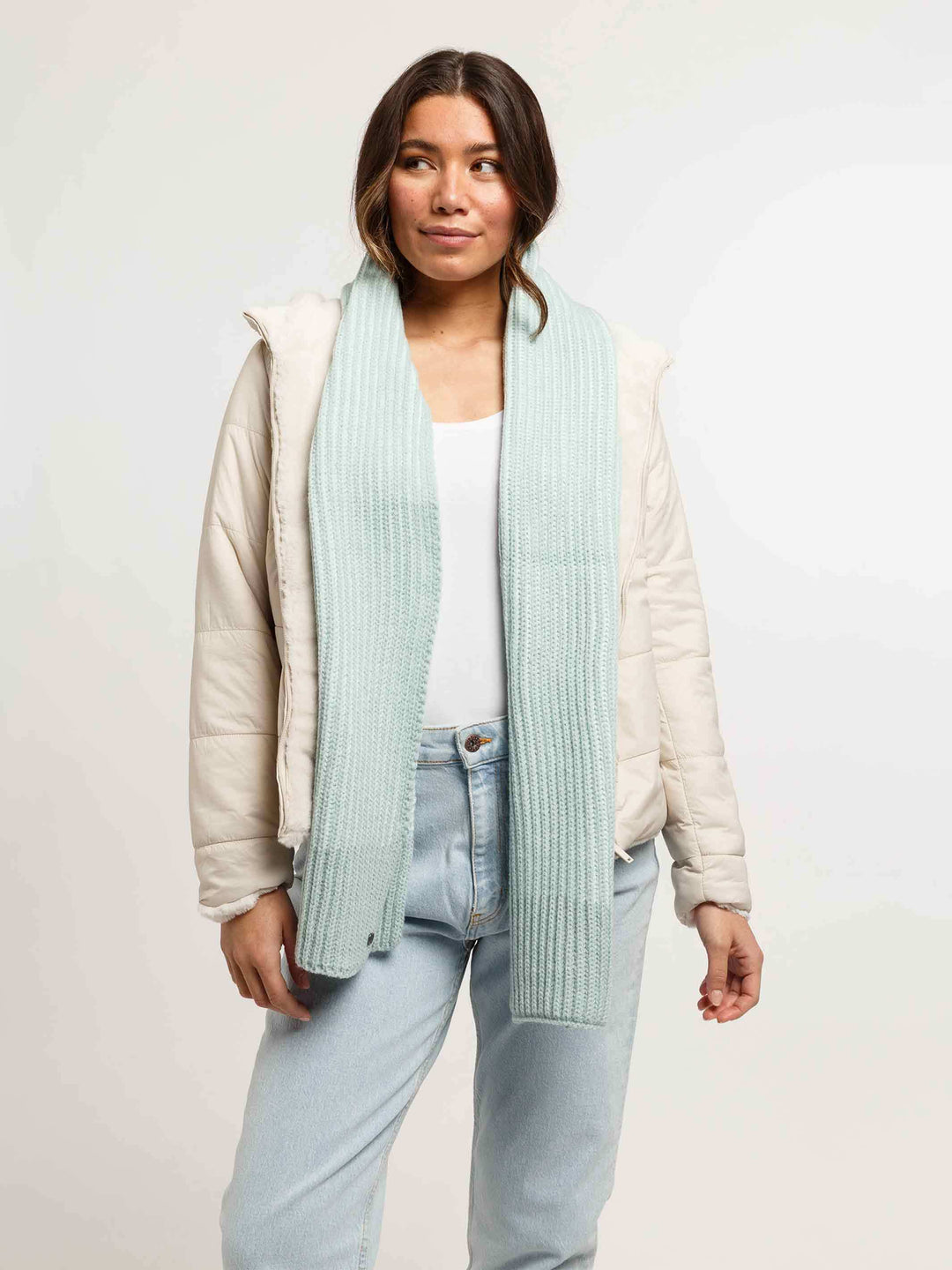 Gerippter Strickschal mit Two-Tone-Effekt in Wollmischung