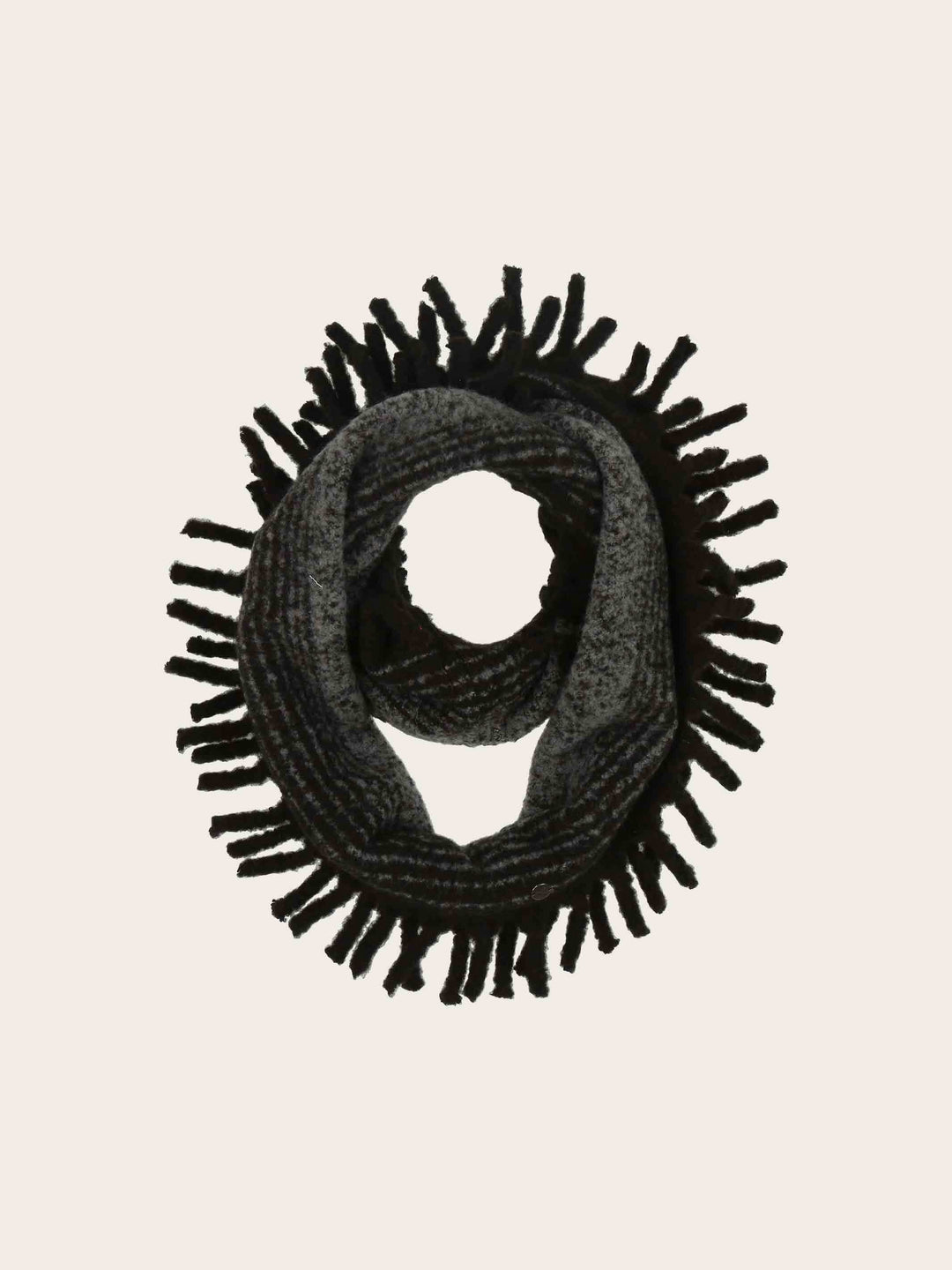 Loop mit Ombré-Design und XL-Fransen