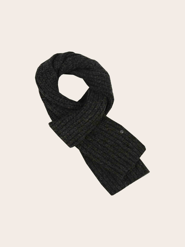 Loevenich Strickschal mit Rippenmuster