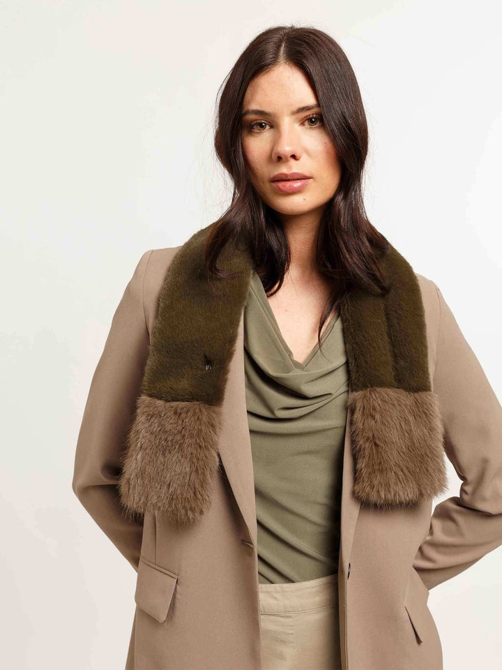 Loevenich Schal aus Kunstfell mit nicht sichtbarem Loch