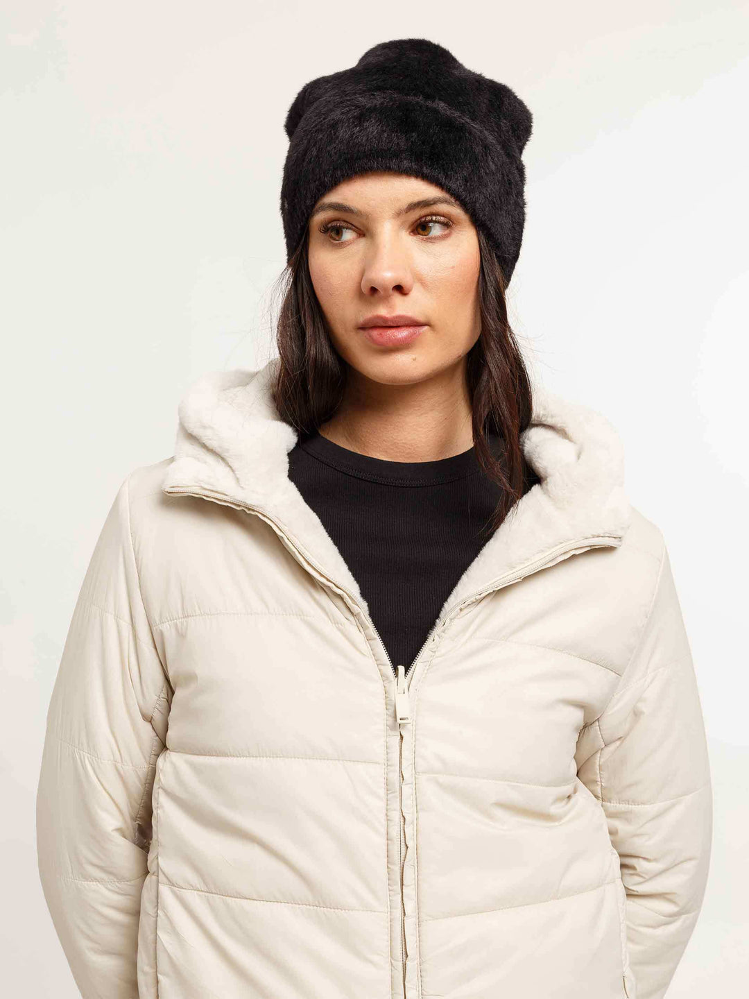 Weiche Loevenich Beanie mit gefaltetem Rücken