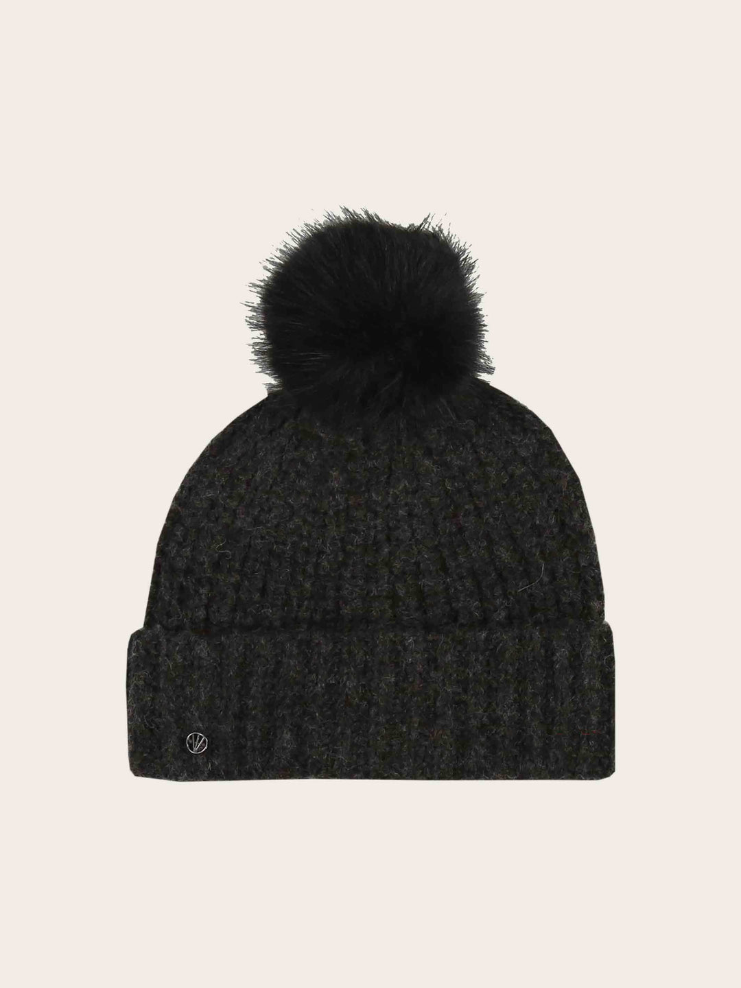 Gestrickte Loevenich Beanie mit Kunstfellbommel