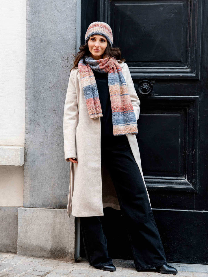 Loevenich Schal mit buntem Strickmuster